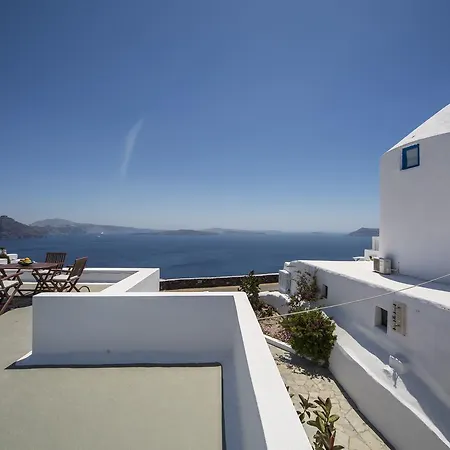 Ianthe & Apart Otel 2*